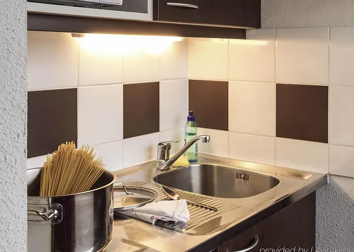 Appartea Alpexpo شقة فندقية 2*