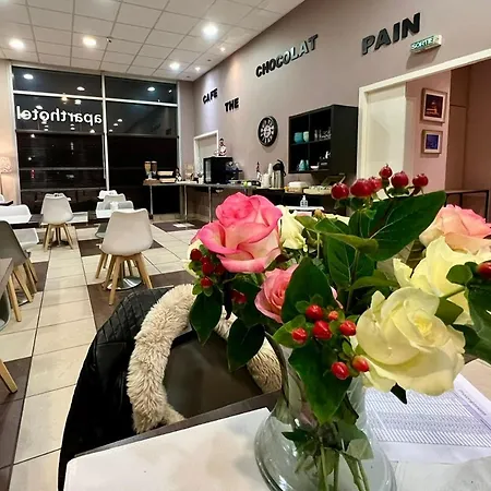 公寓式酒店 格勒诺布尔阿乐皮斯普公寓式酒店 2*